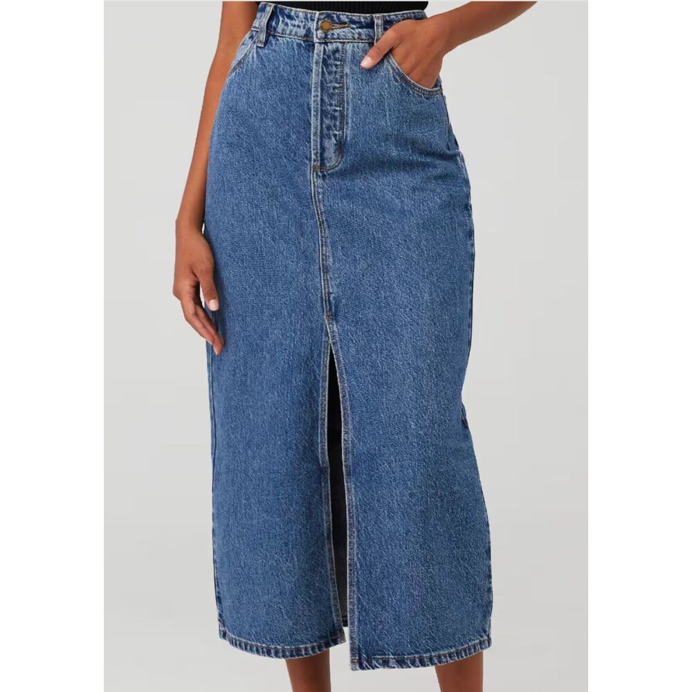 Rolla's Chicago Denim Skirt  NWT Size 32